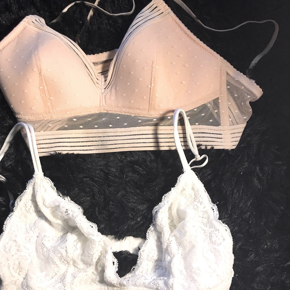 Two vs bras